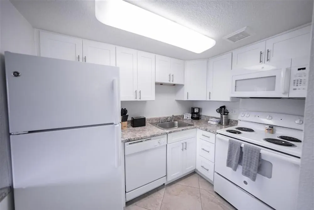 Scottsdale'S Premium Short Term Getaway, Fully Furnished 1 Bedroom Homes, Free Golf, Cable, Utilities, Wi-Fi, Parking, Pool, And Bike Trails- Unit 112 Apts Scottsdale